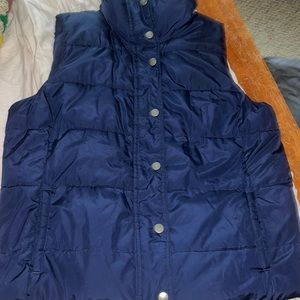 Old navy Puffer Vest! Size xl